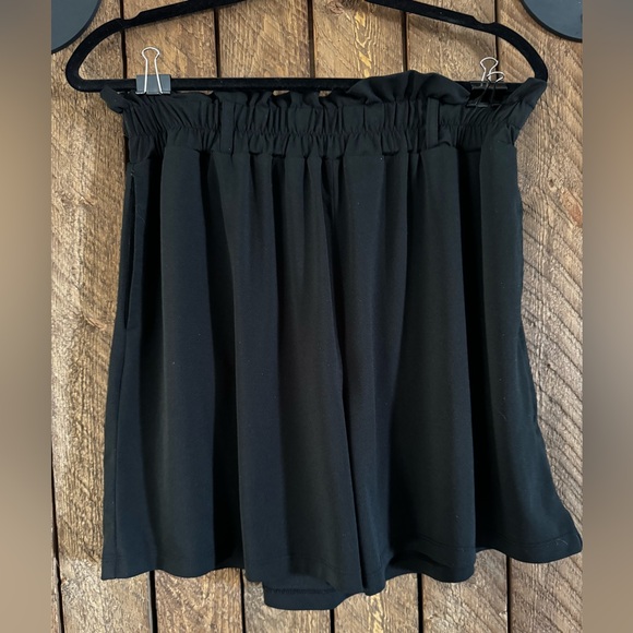 LuLaRoe Pants - LuLaRoe Black High Wasted Shorts